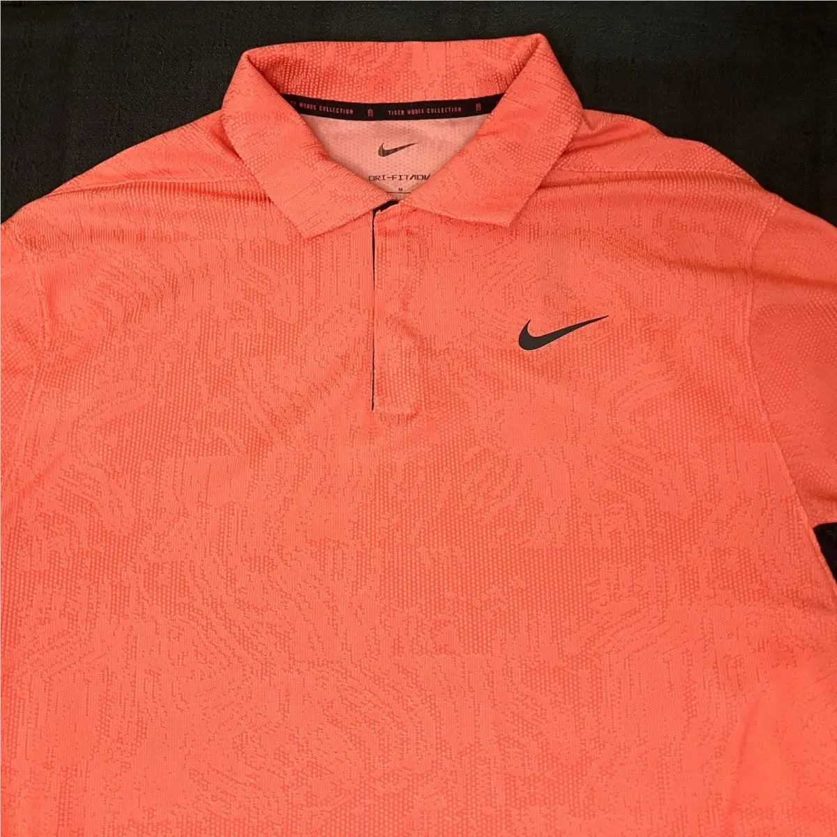 Nike clothing - TIger Woods ADV First Major Win Anniversary Polo - Bright Mango Black 4