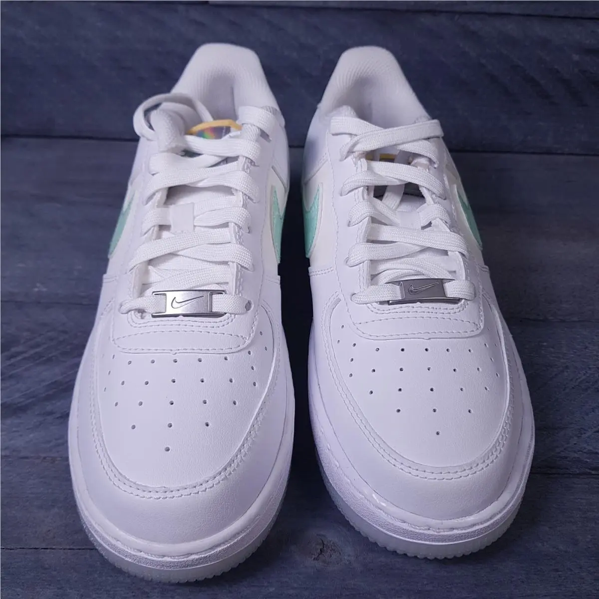 Nike shoes - Nike Air Force 1 LV8 - White 2