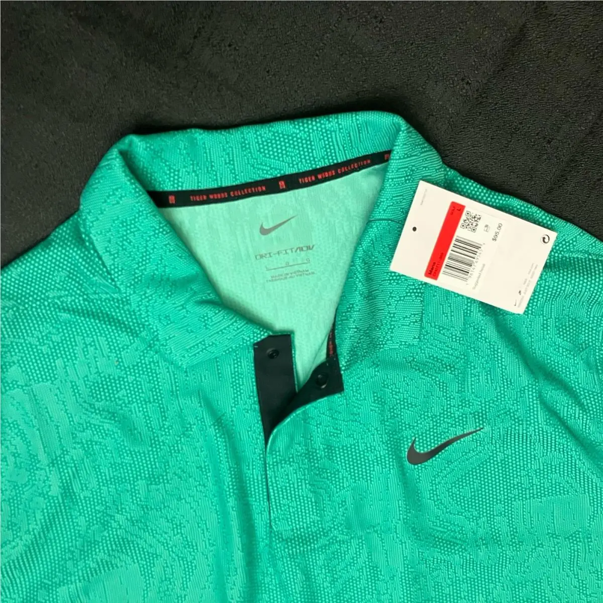 Nike clothing - TIger Woods ADV First Major Win Anniversary Polo - Field Green Black 9