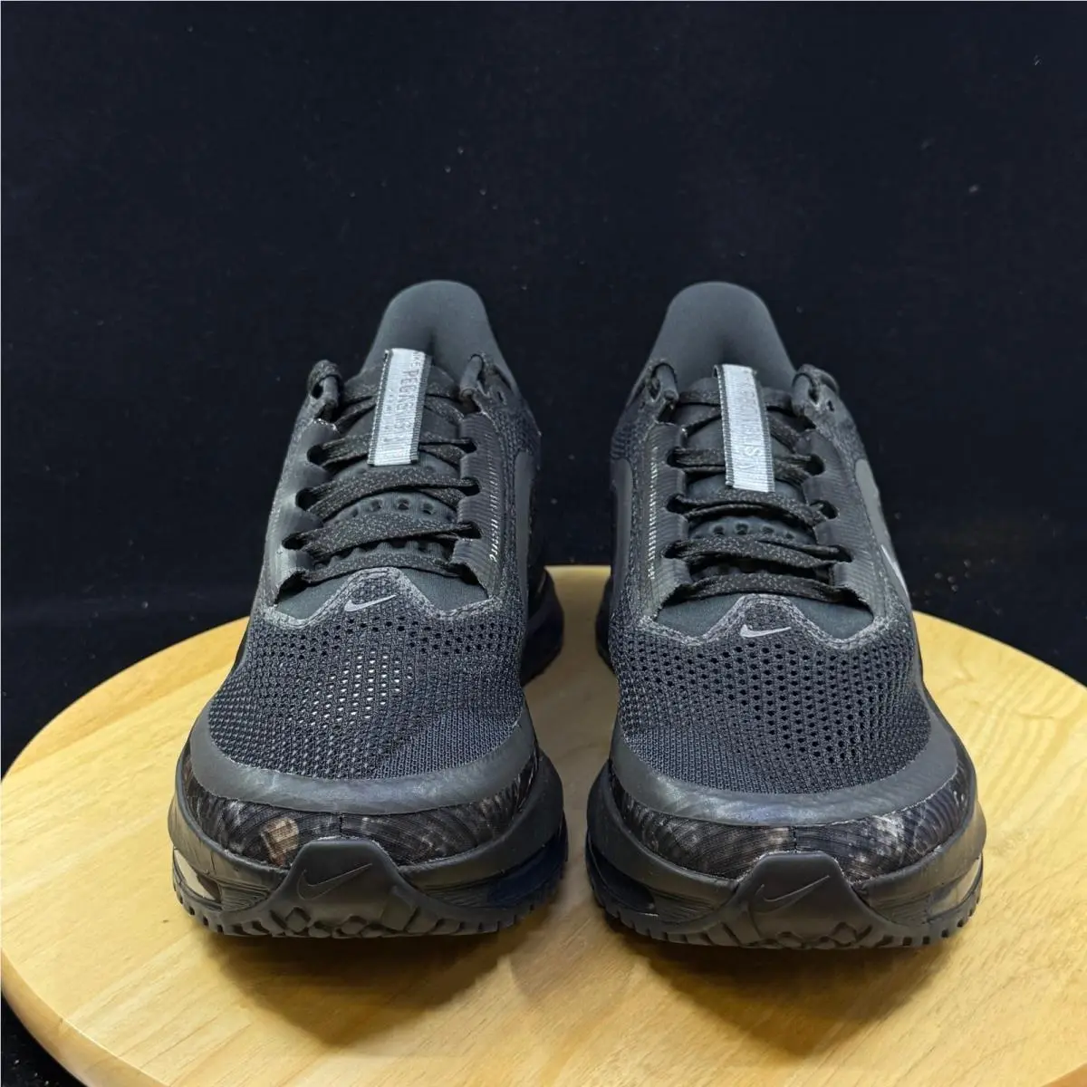 Nike shoes - Black 1