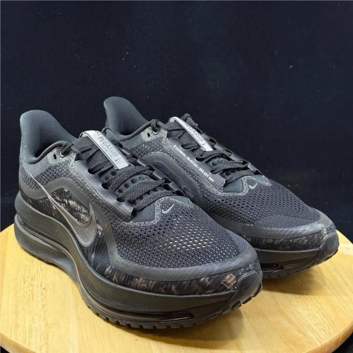 Nike shoes - Black 2