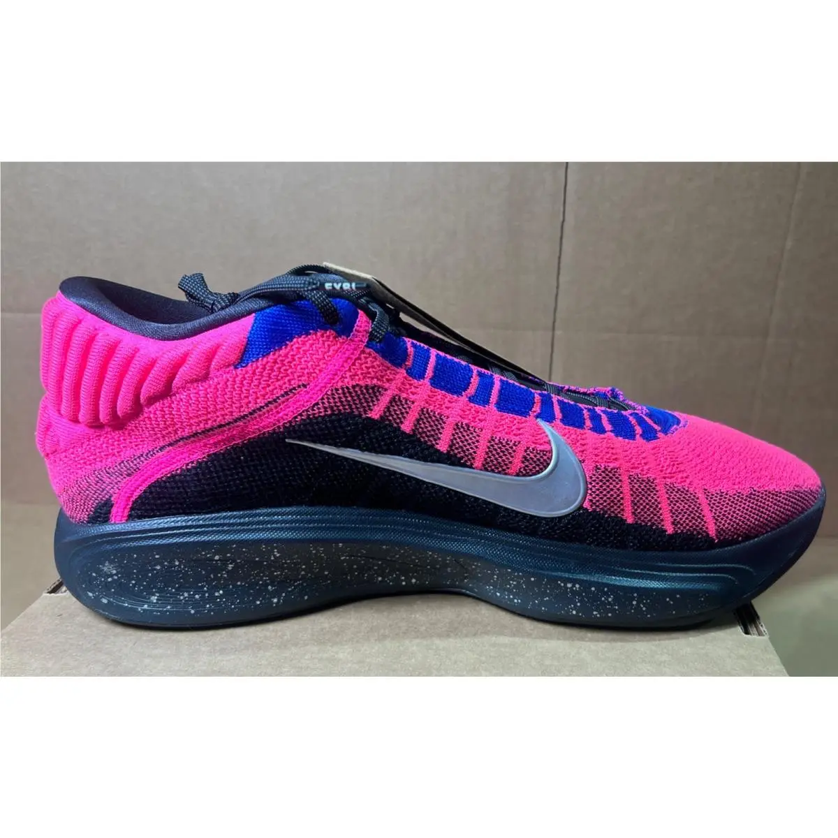 Nike shoes - Nike Kyrie 3 - Kyrie - 942206-001 - White (UPC: 0198485887800) 3