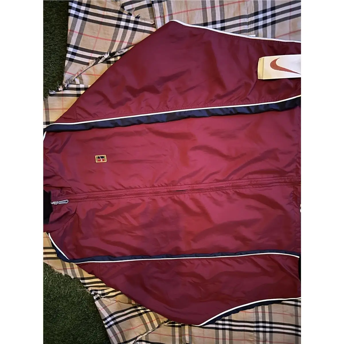 Nike clothing - Nike Tennis Court Andre Agassi Reversible Jacket - 140207 - Red 3