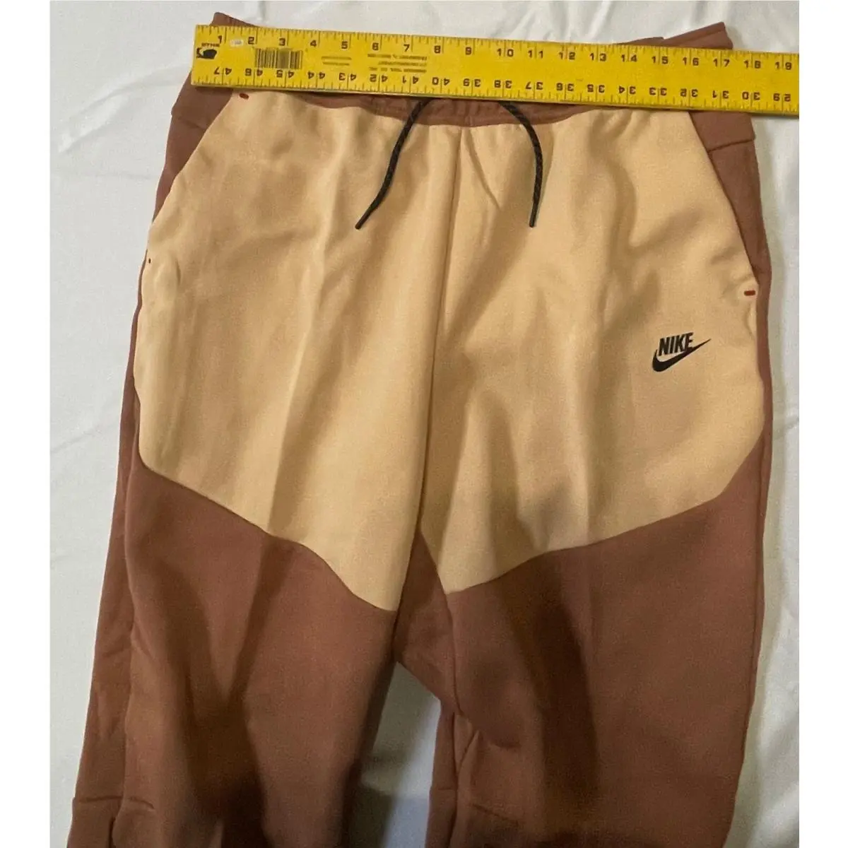 Nike clothing - Mineral Clay/White Onyx-Black (UPC: 195868392180) 2