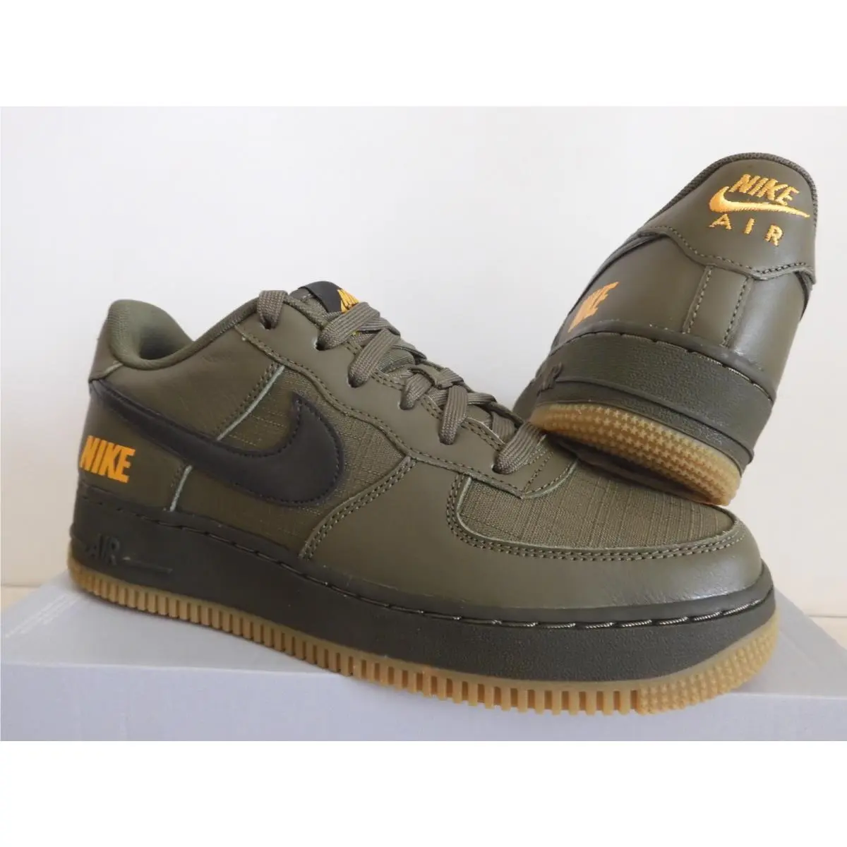 Nike shoes - Nike Air Force 1 LV8 - CQ4215 200 - Green (UPC: 193152350403) 1