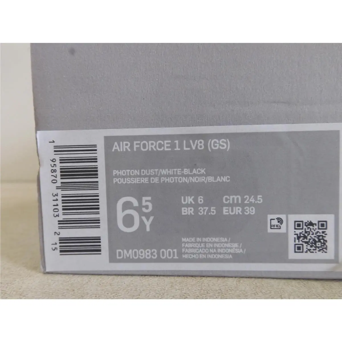 Nike shoes - Nike Air Force 1 LV8 - CQ4215 200 - Green (UPC: 193152350403) 6