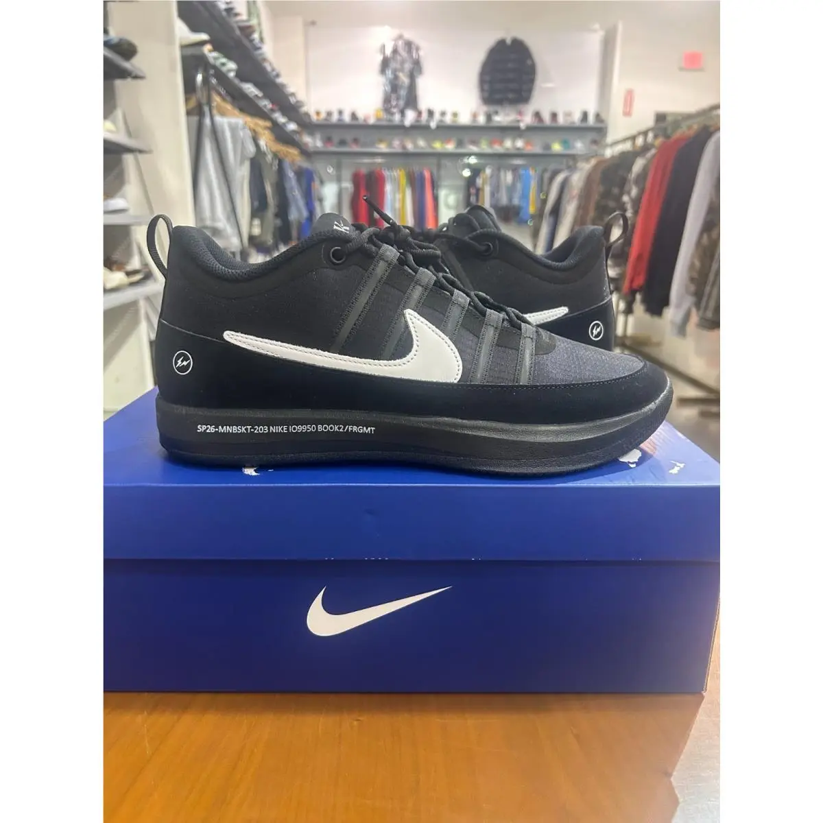 Nike Book 2 Fragment Size 11