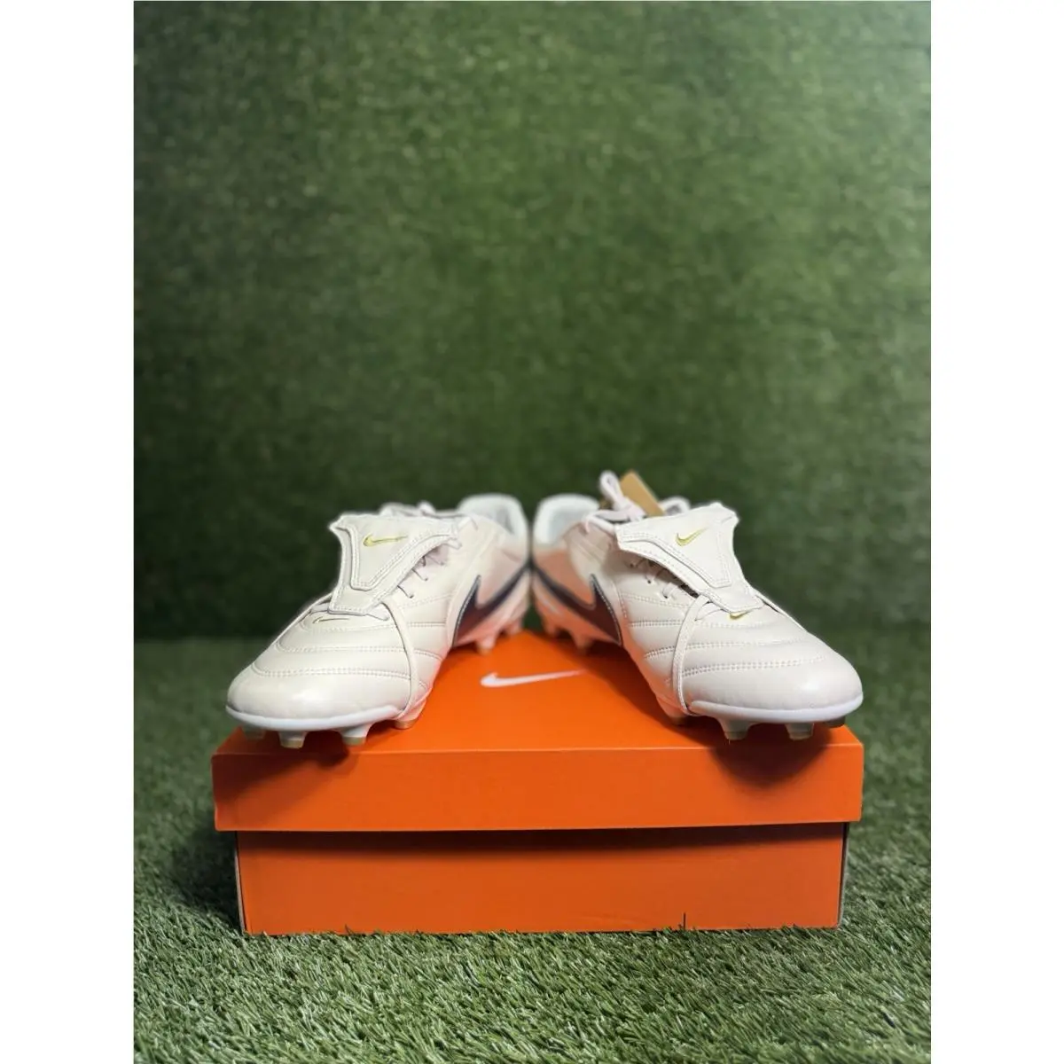 Nike shoes - Nike Tiempo Ligera Pro - Tiempo Ligera Pro - IQ0895-240 - White 3