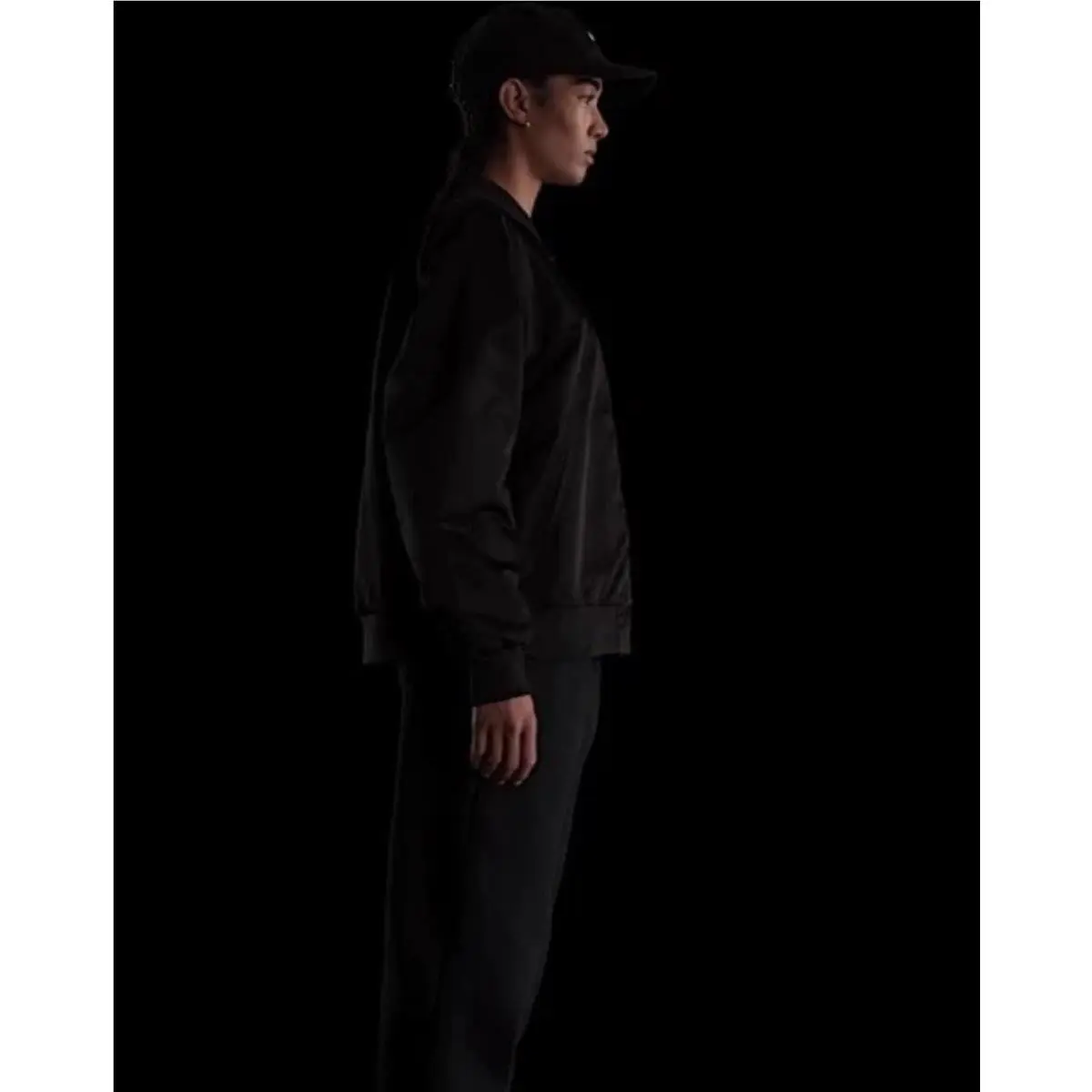 Nike clothing - Black (UPC: 0197860180659) 0