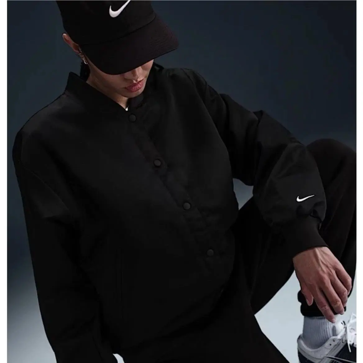 Nike clothing - Black (UPC: 0197860180659) 2