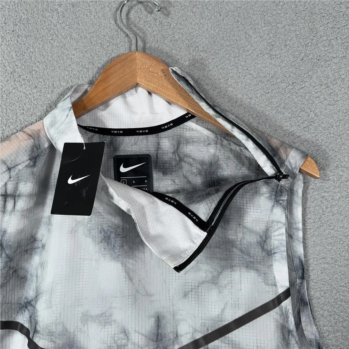 Nike clothing - Gray 12