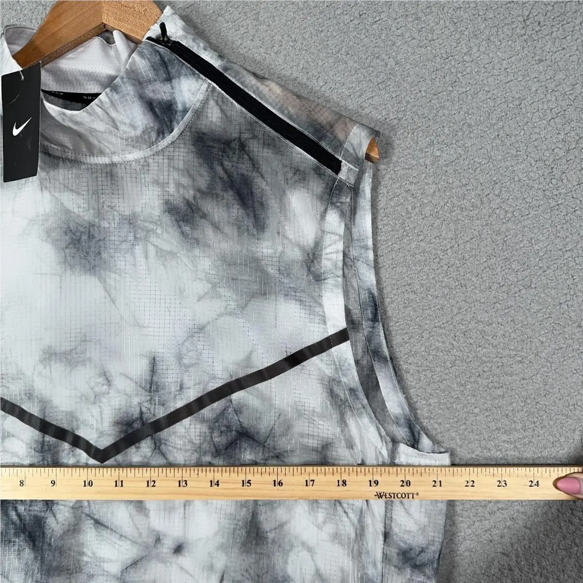 Nike clothing - Gray 7
