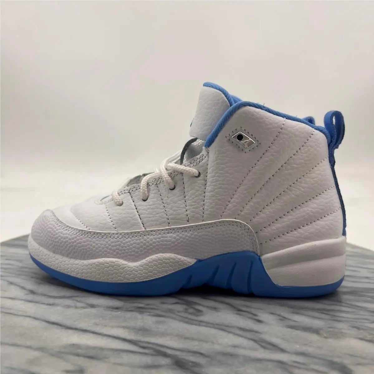 Nike shoes - Nike Jordan 12 - White Blue 2