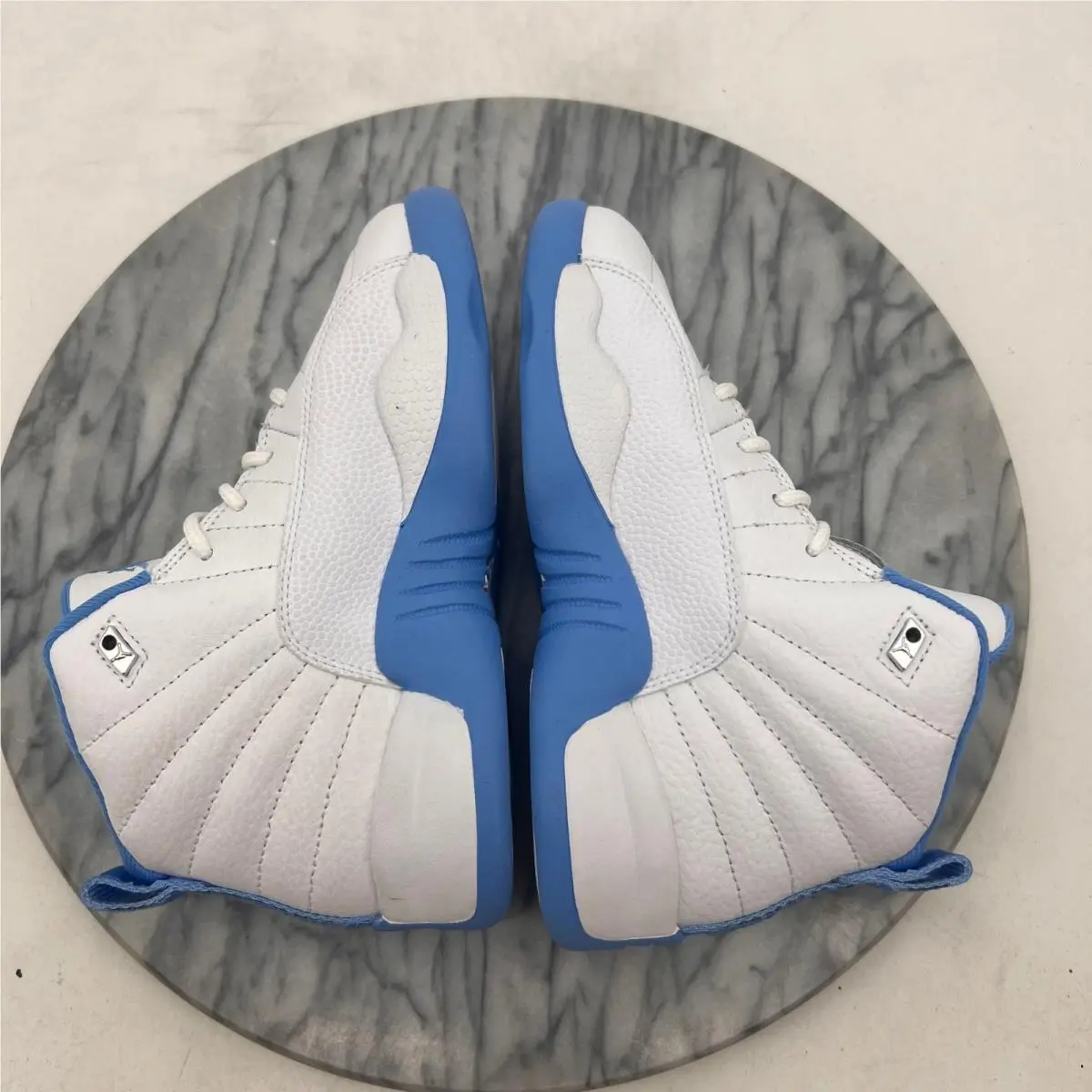 Nike shoes - Nike Jordan 12 - White Blue 4