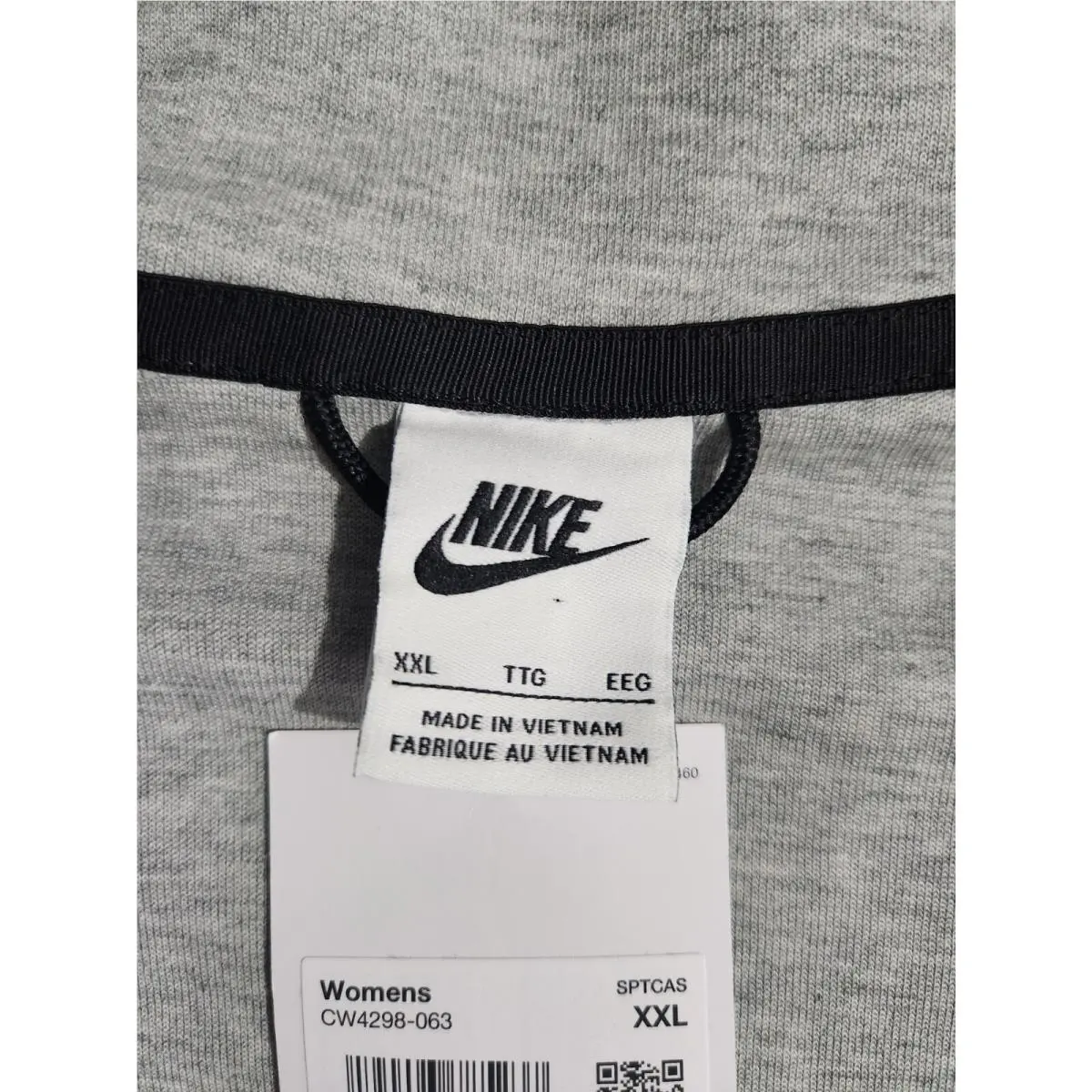 Nike clothing - Gray 4