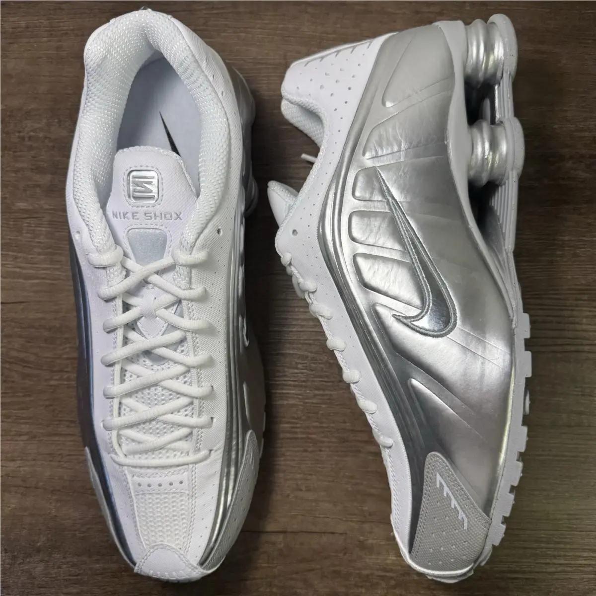 Nike Shox R4 SE ‘metallic Silver’ Men’s Size 13 IR5163-001 No Lid
