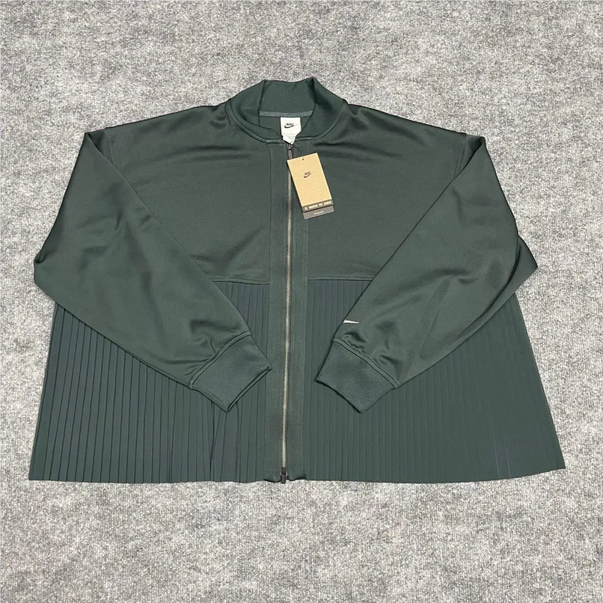 Nike Jacket Womens Large Green Pleated Mixed Media Pleated Bomber Oversized
