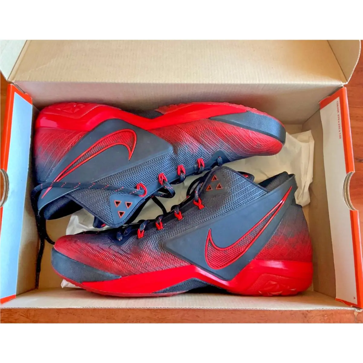 2014 Nike Zoom Field Antracite Bright Crimson Training Mens Sz 13