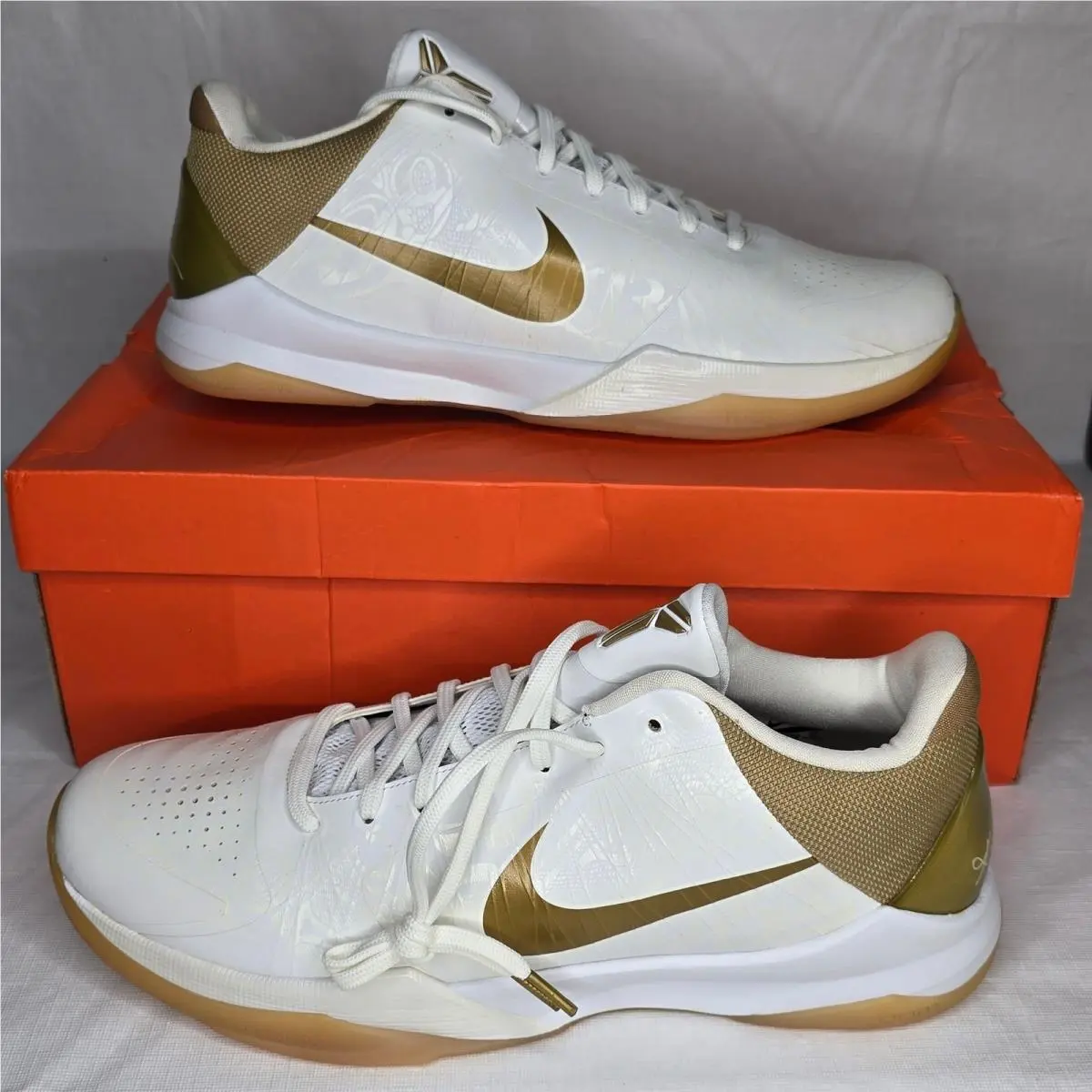 Nike shoes - Kobe V - Kobe - 386429 108 - White 0