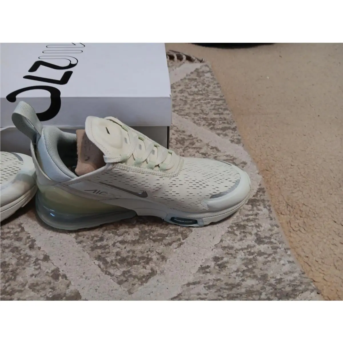 Nike shoes - Nike Air Max 270 Premium - IO9884 001 - Sea Glass 3