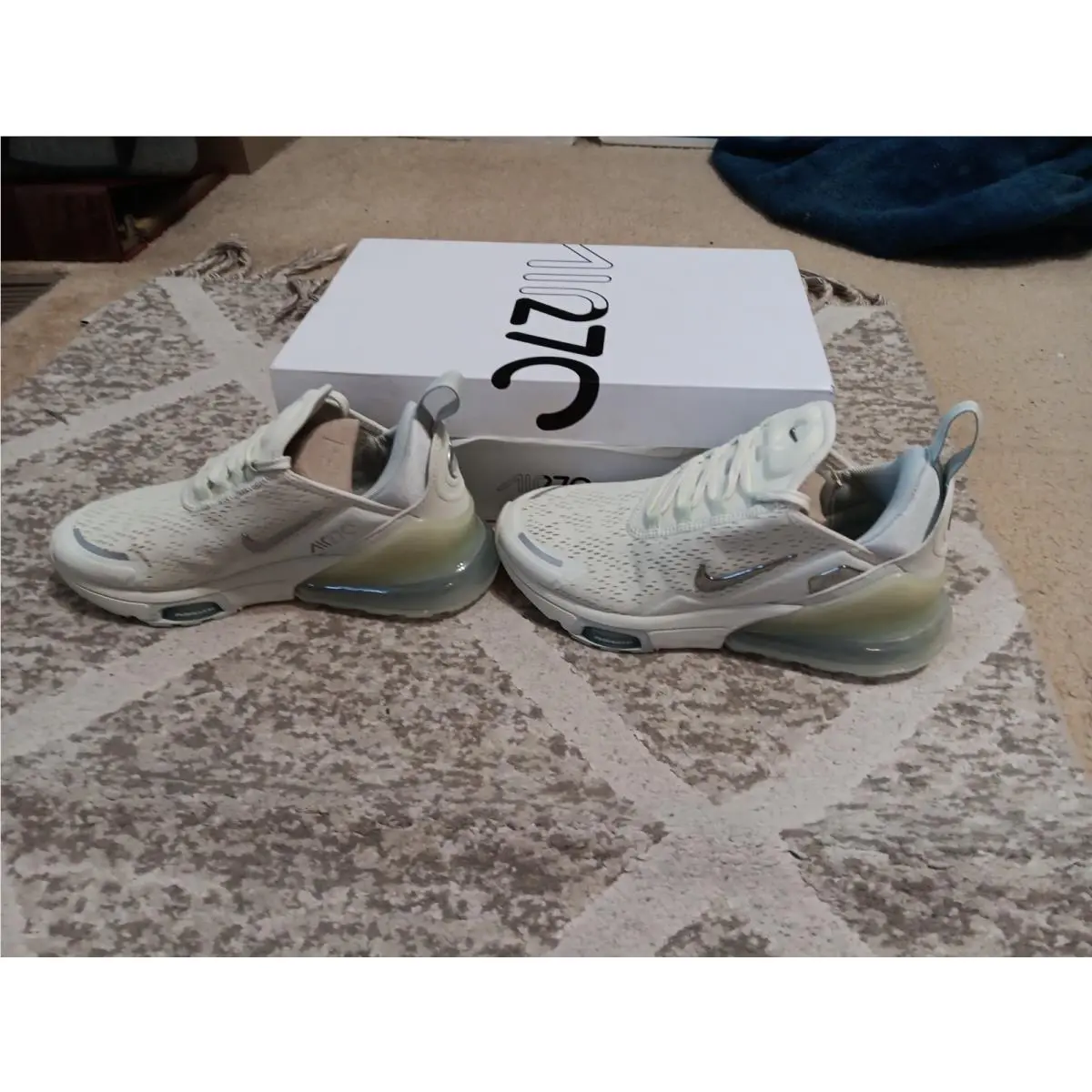 Nike shoes - Nike Air Max 270 Premium - IO9884 001 - Sea Glass 4