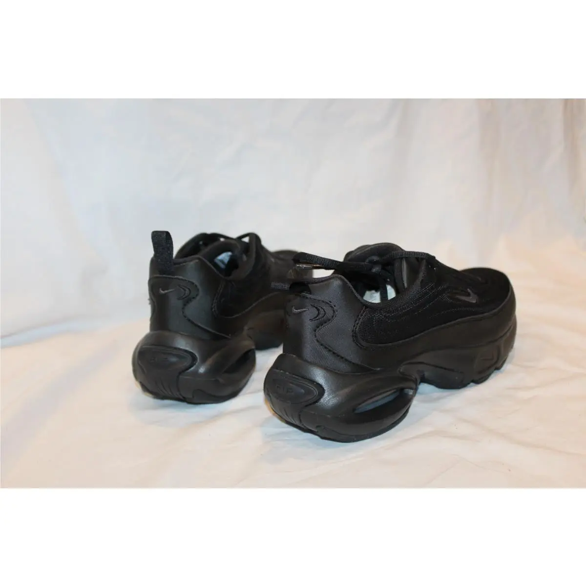 Nike shoes - Wmns Air Max Portal - Wmns Air Max Portal - Black 2