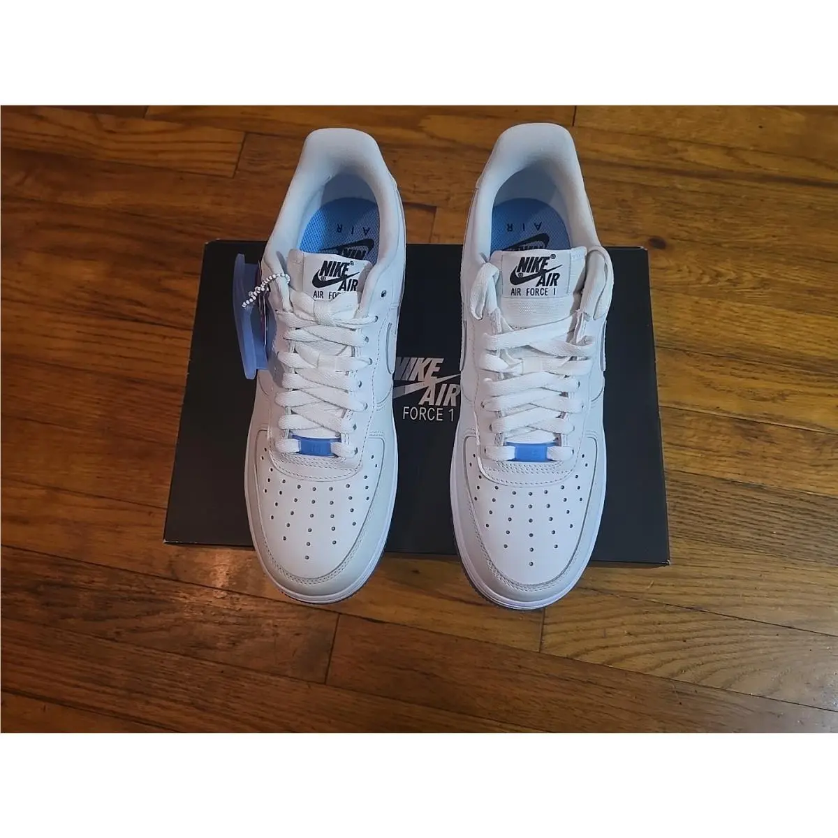 Nike Wmns Air Force 1 `07 LX `uv Reactive Swoosh` DA8301-101 Women`s Size
