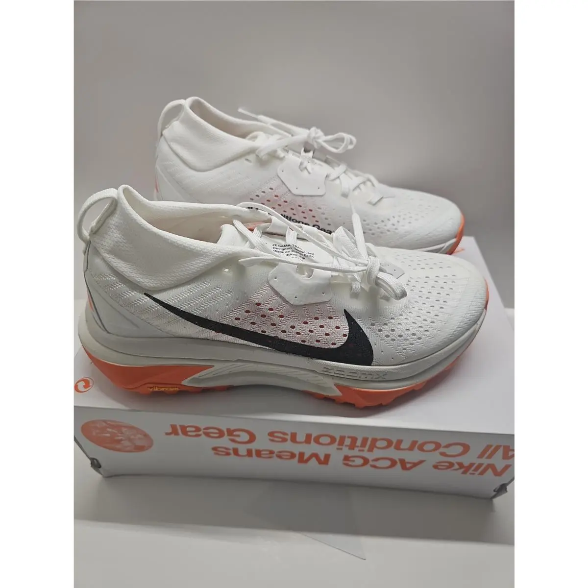 Nike Zoomx Acg Zegama Summit White Safety Orange Black Sz 10 HV8115 103 W
