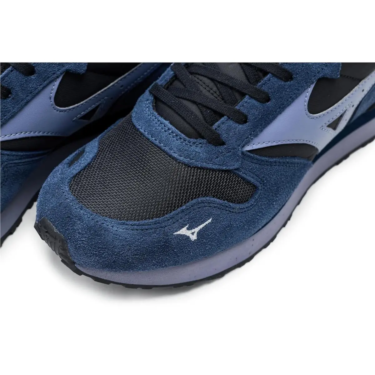 Mizuno shoes - Black Sand/Summer Sand 18