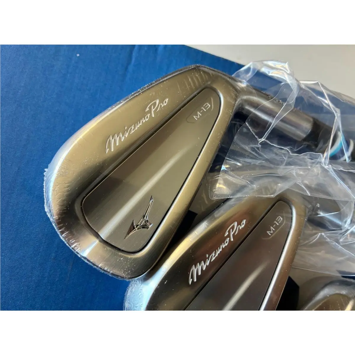 Mizuno  1