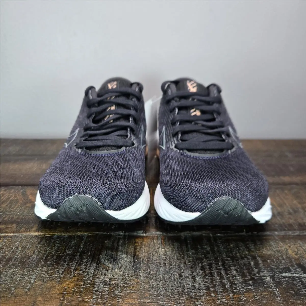 Mizuno shoes - Mizuno Wave Inspire 18 - Wave Inspire - Black 1