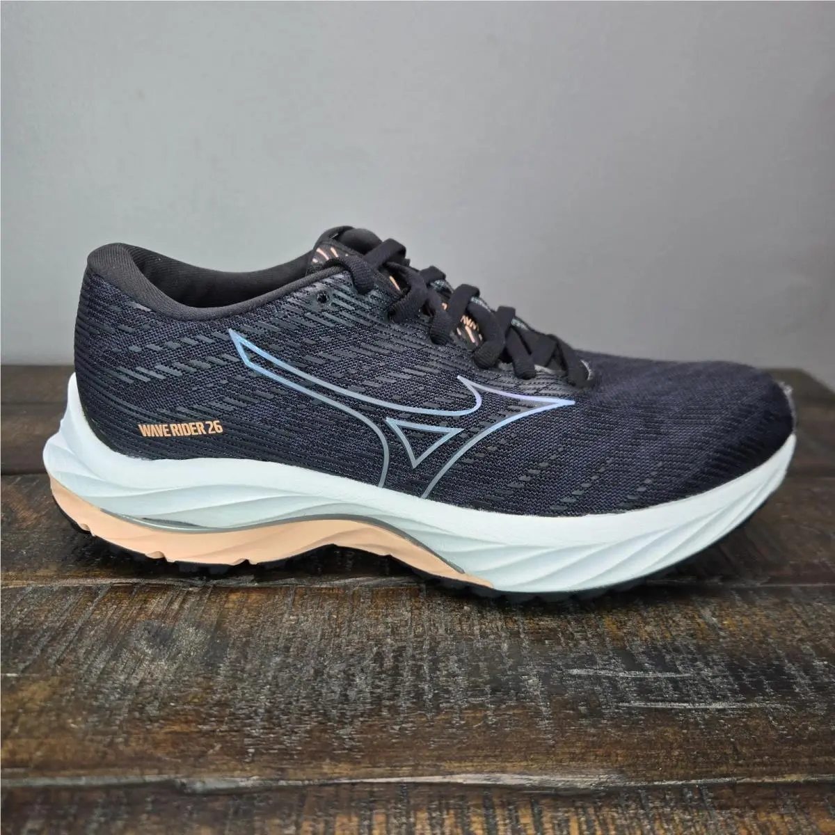 Mizuno shoes - Mizuno Wave Inspire 18 - Wave Inspire - Black 3
