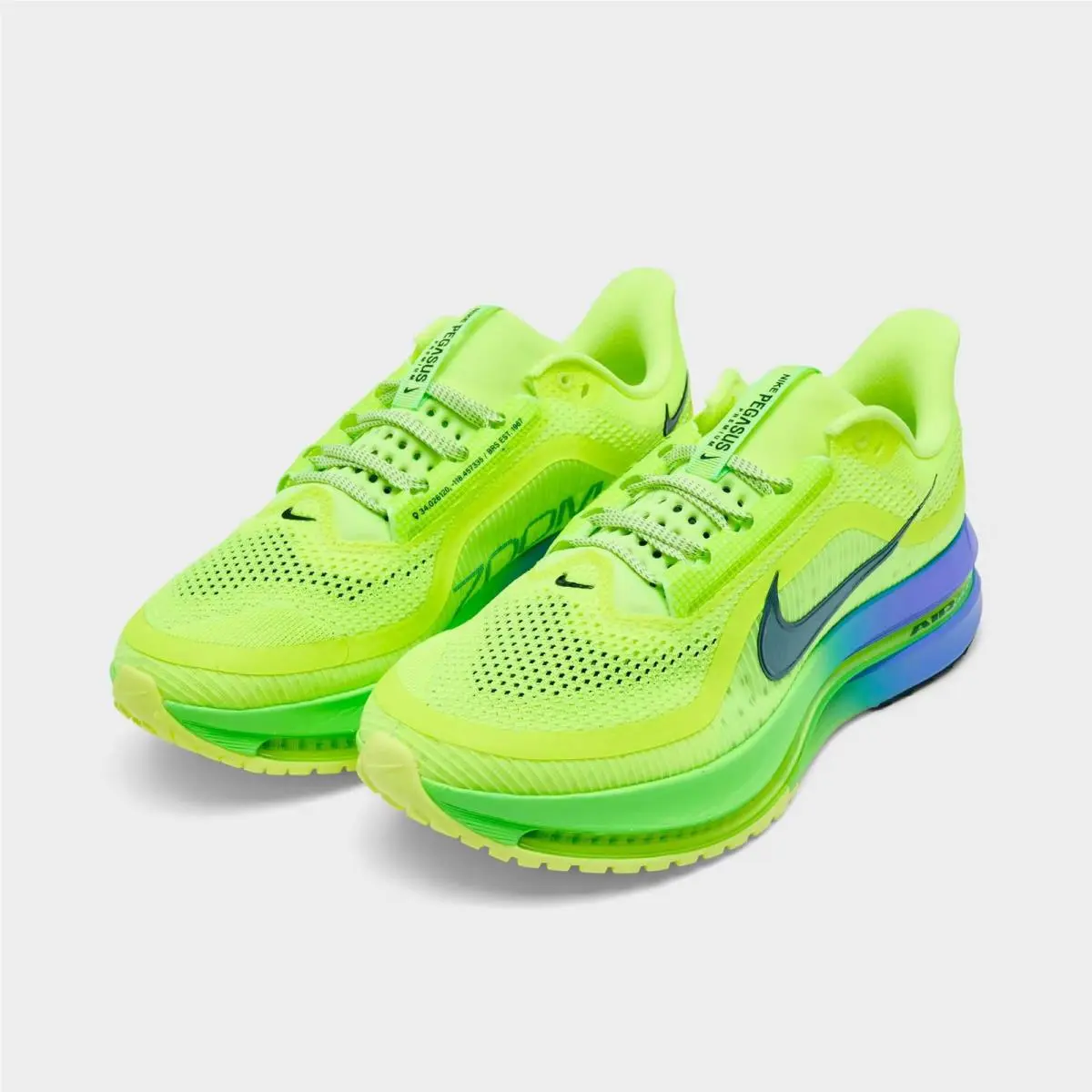 Nike shoes - HQ2592 702 - Volt Ice/Lime Blast/Sapphire/Black Spruce 5