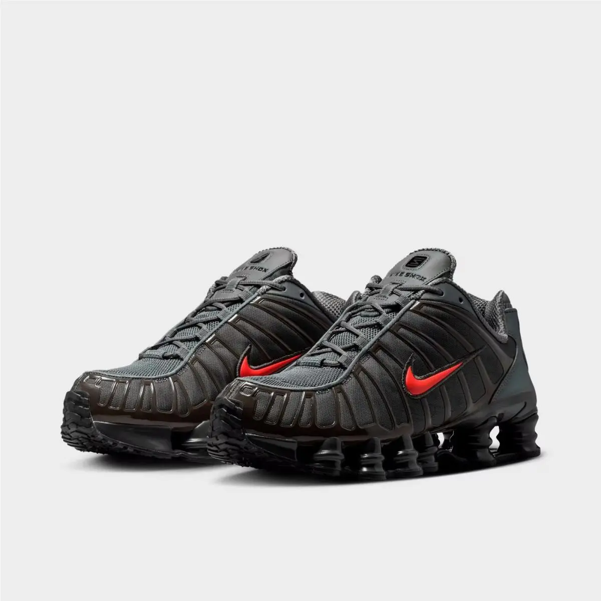 Nike shoes - IQ6599 003 - Smoke Grey/Medium Ash/Anthracite/Bright Crimson 1