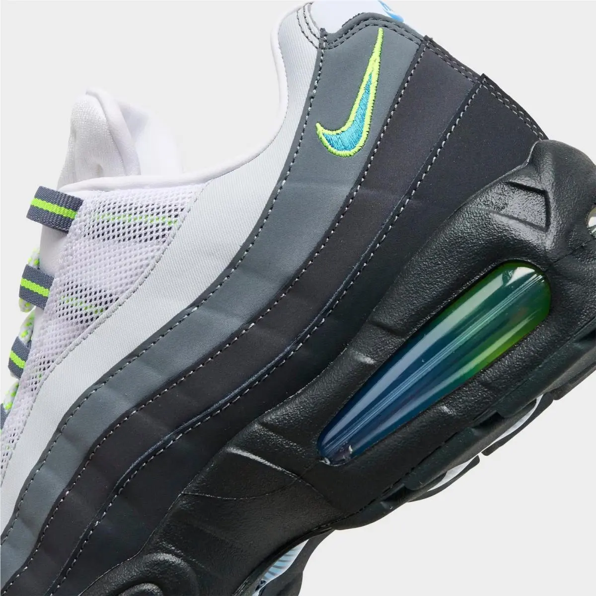 Nike shoes - IR1473 010 - Black/Photo Blue/Action Green/Anthracite/White/Iron Grey 4