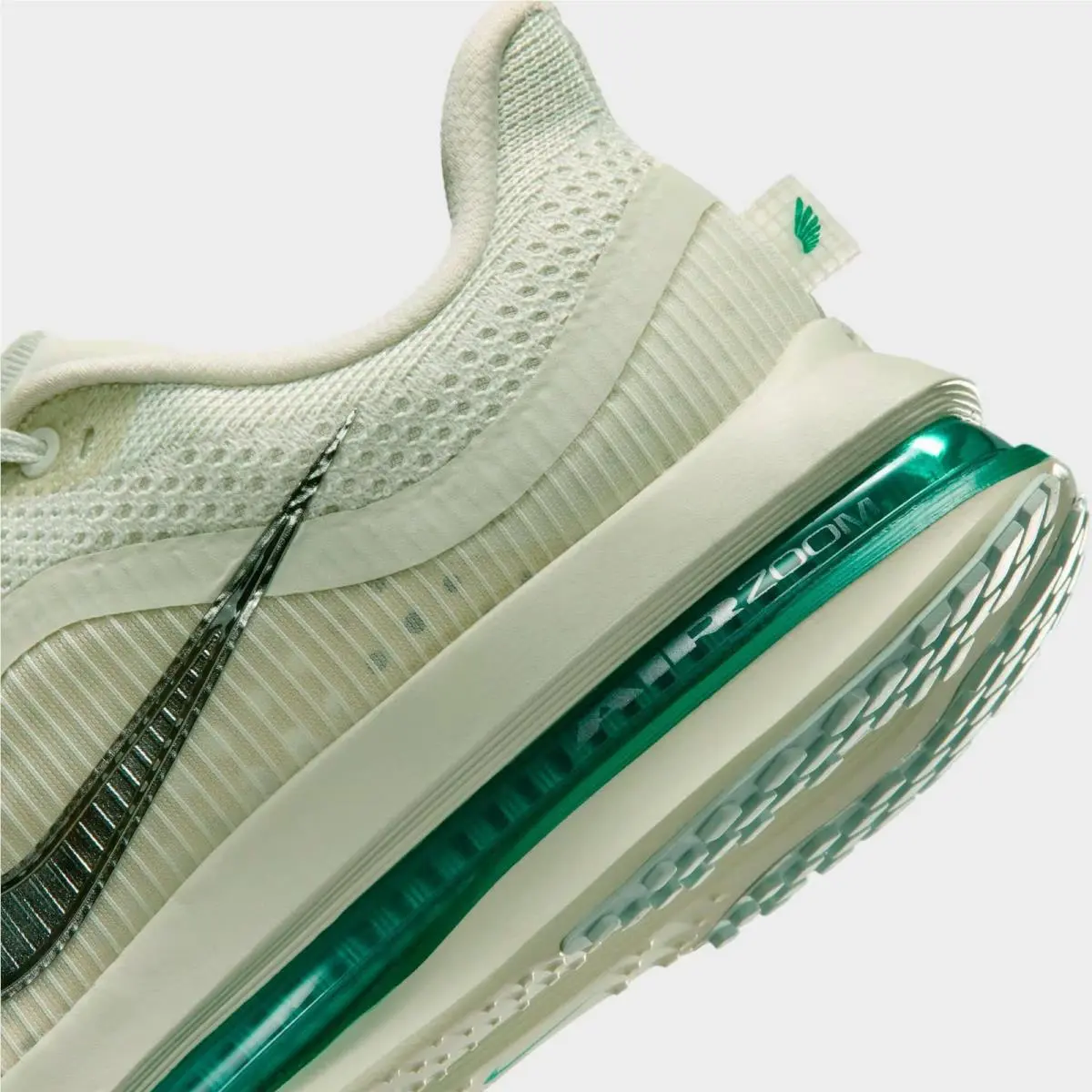 Nike shoes - HQ2593 008 - Sea Glass/Malachite/Light Silver/Metallic Silver 0