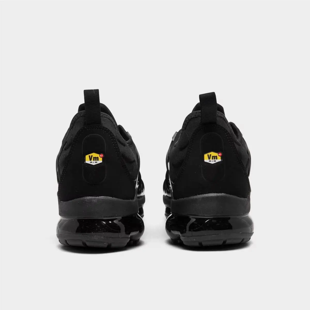 Nike shoes - 924453 004 - Black/Black/Dark Grey 2