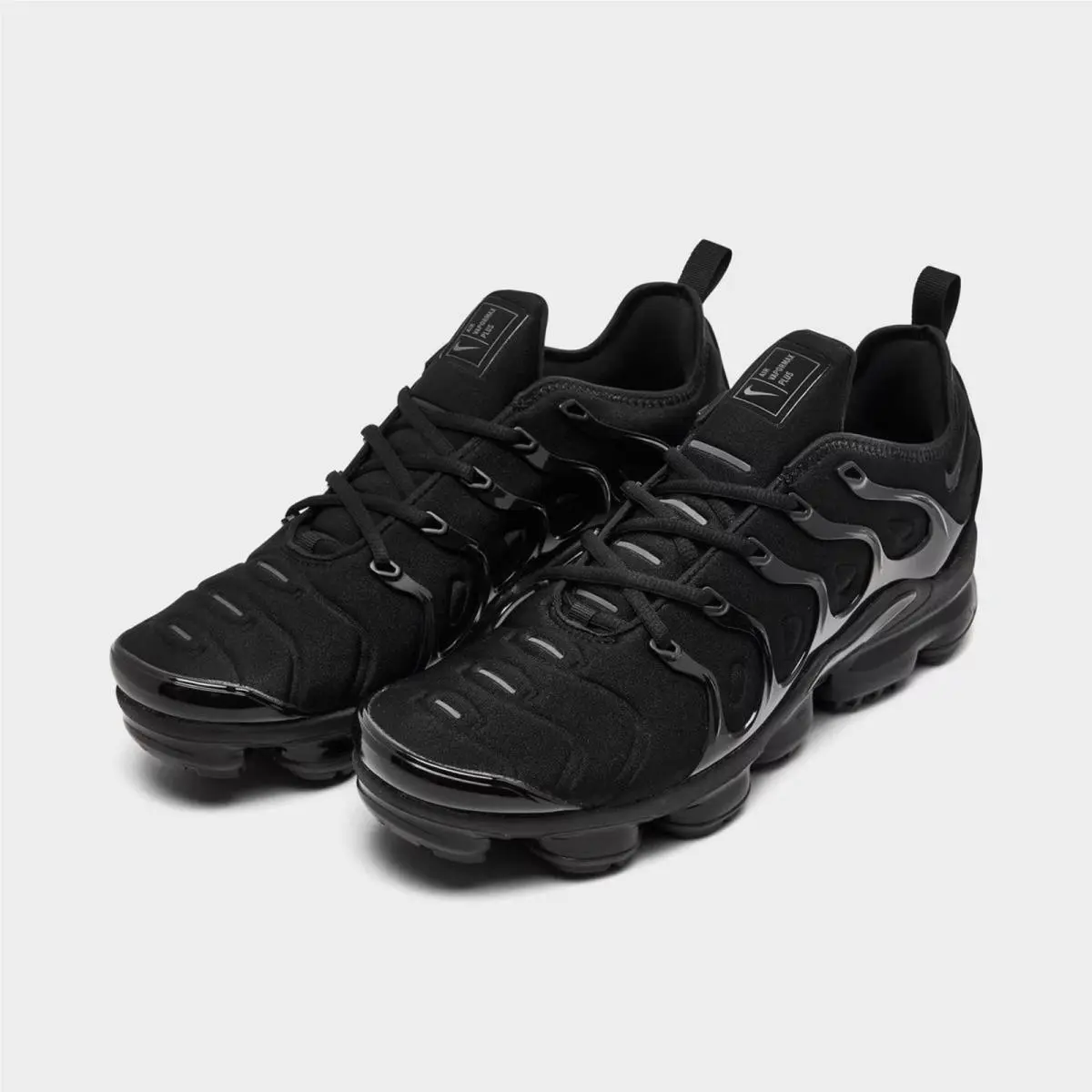 Nike shoes - 924453 004 - Black/Black/Dark Grey 5