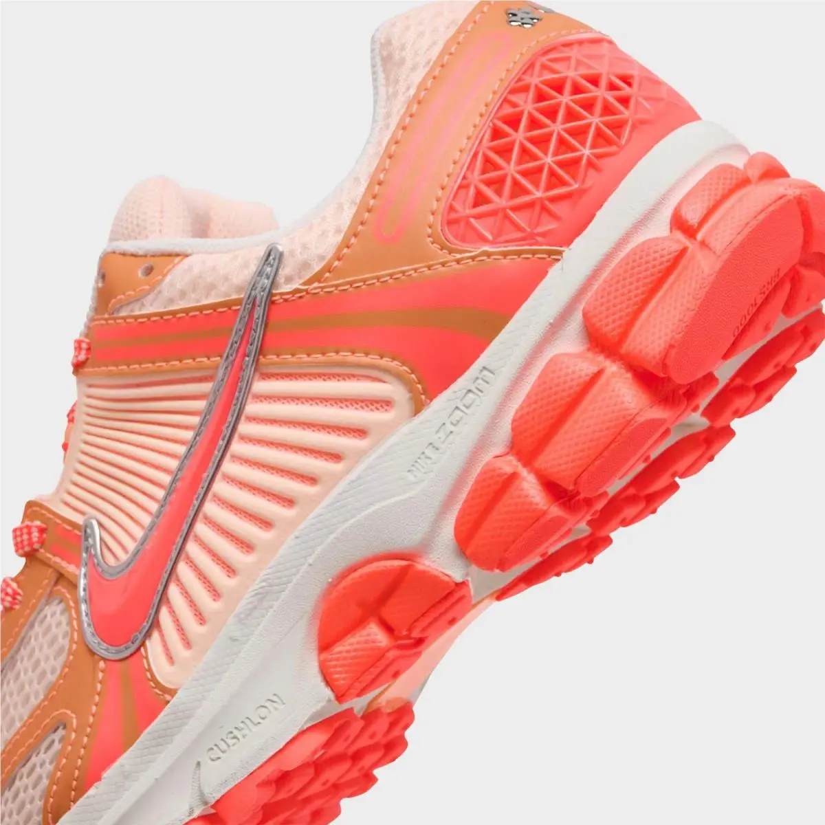 Nike shoes - IR1971 807 - Crimson Tint/Hot Lava/Orange Pulse/Sail 4