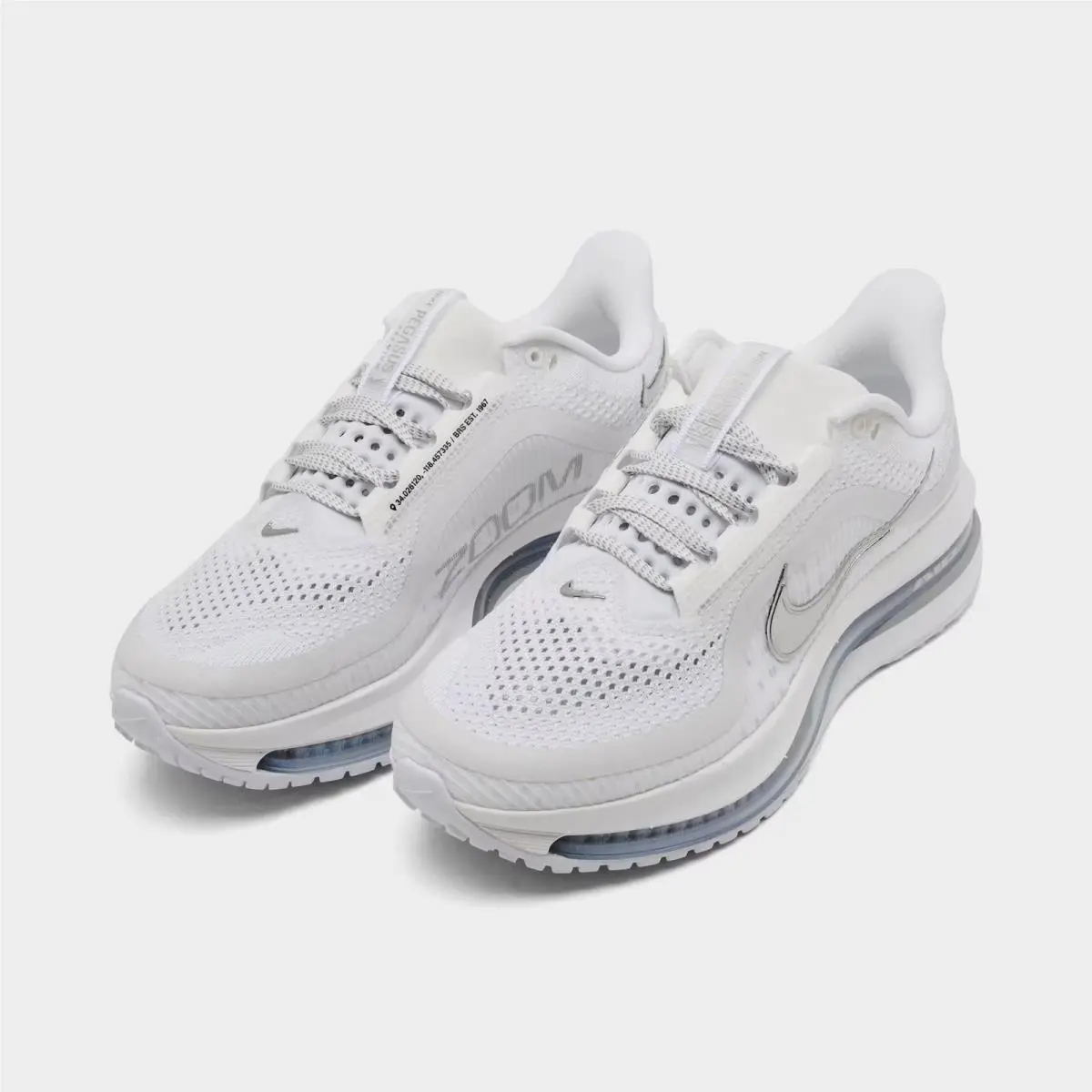 Nike shoes - HQ2593 102 - White/Metallic Silver 1