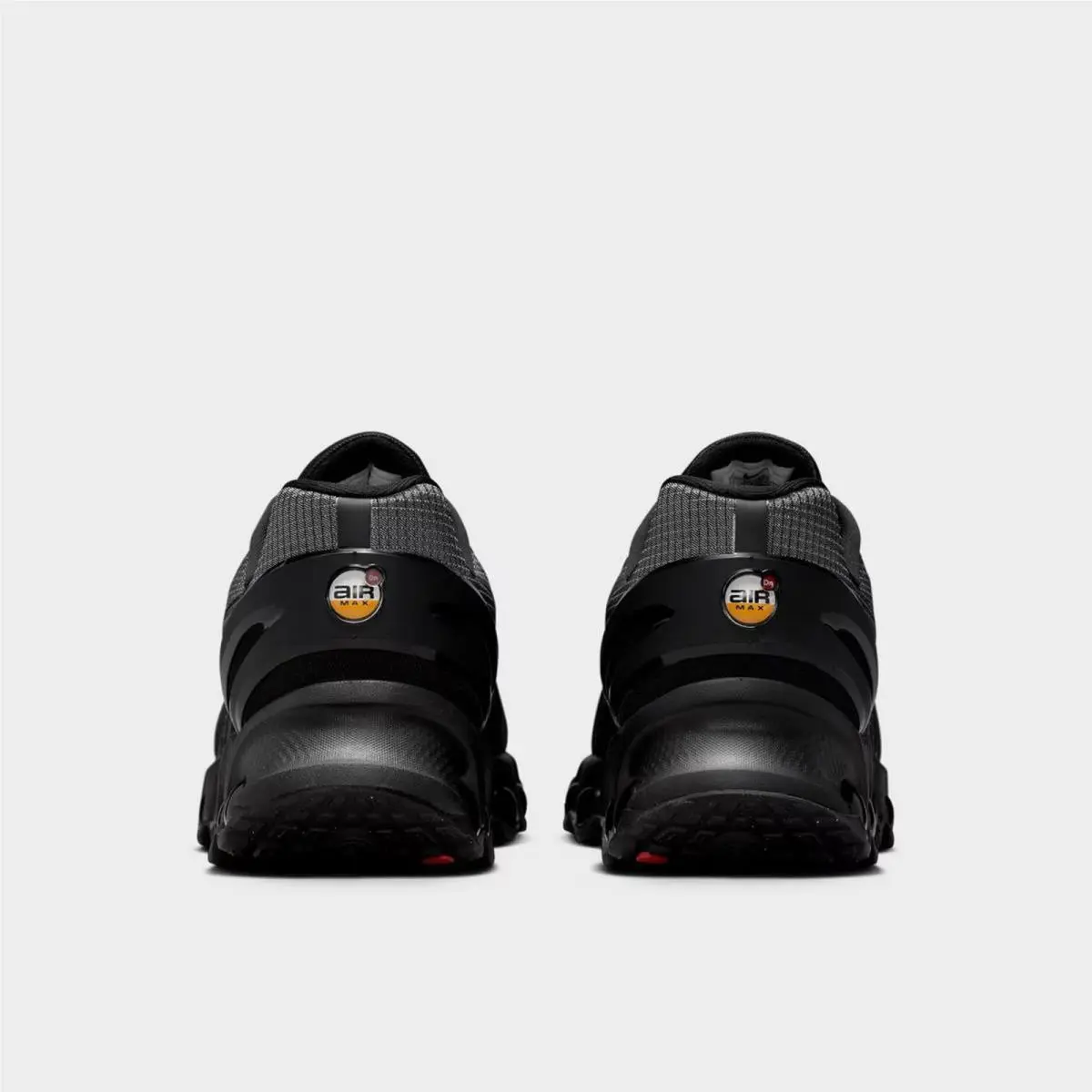 Nike shoes - HV4525 001 - Black/White/Dark Grey/Black 6