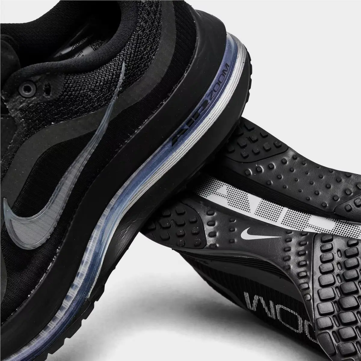 Nike shoes - HQ2593 004 - Black/Metallic Silver/Black 0