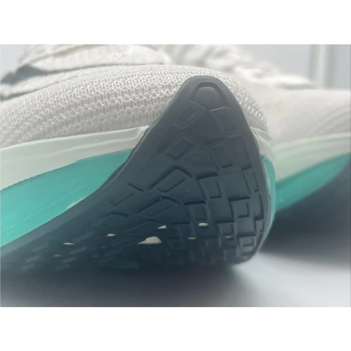 Nike shoes - Nike Air Zoom Alphafly - Air Zoom Alphafly - DN3555-100 - White 25