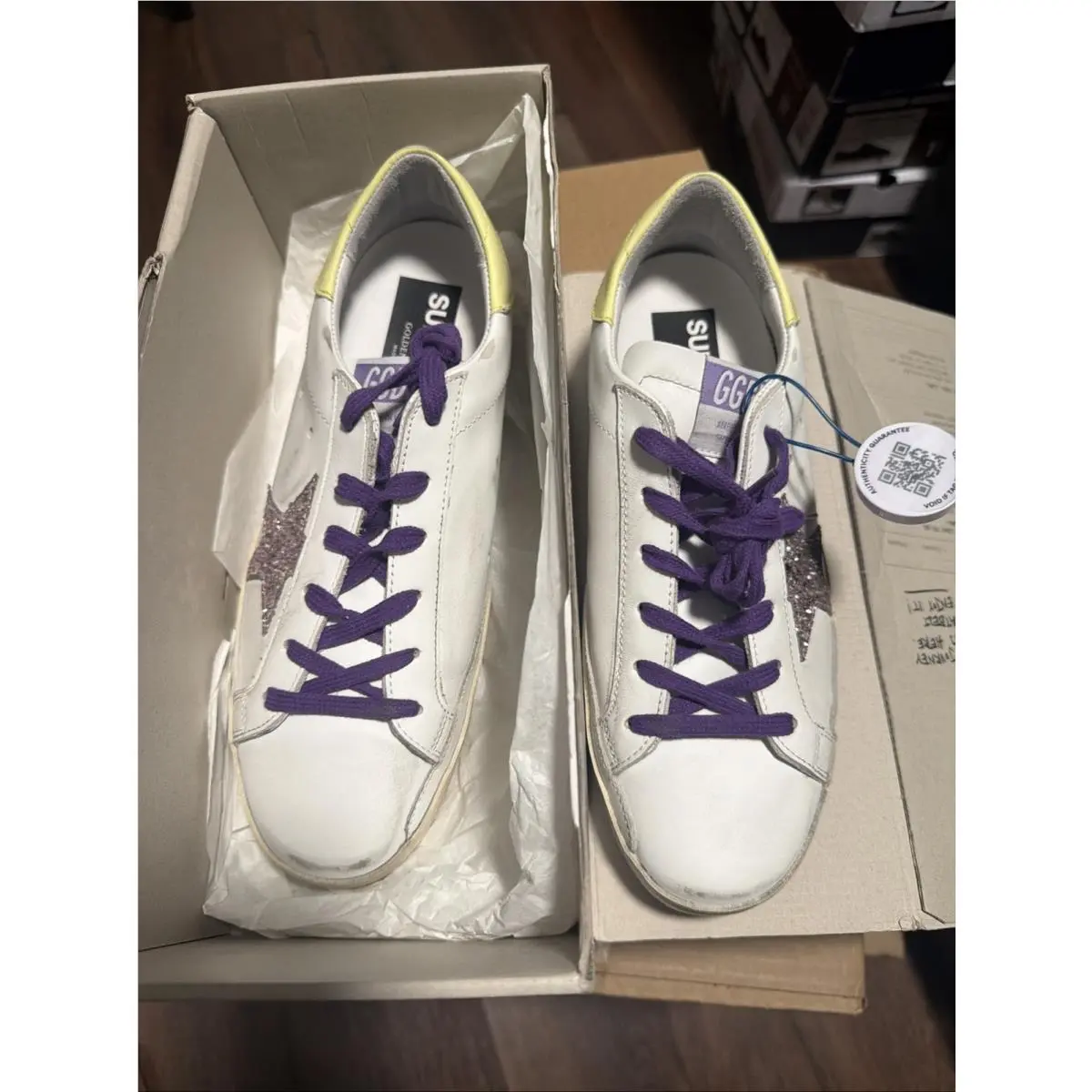Golden Goose Super-star Classic Women’s Sneakers – White/pink/yellow Sz 39 Us 8