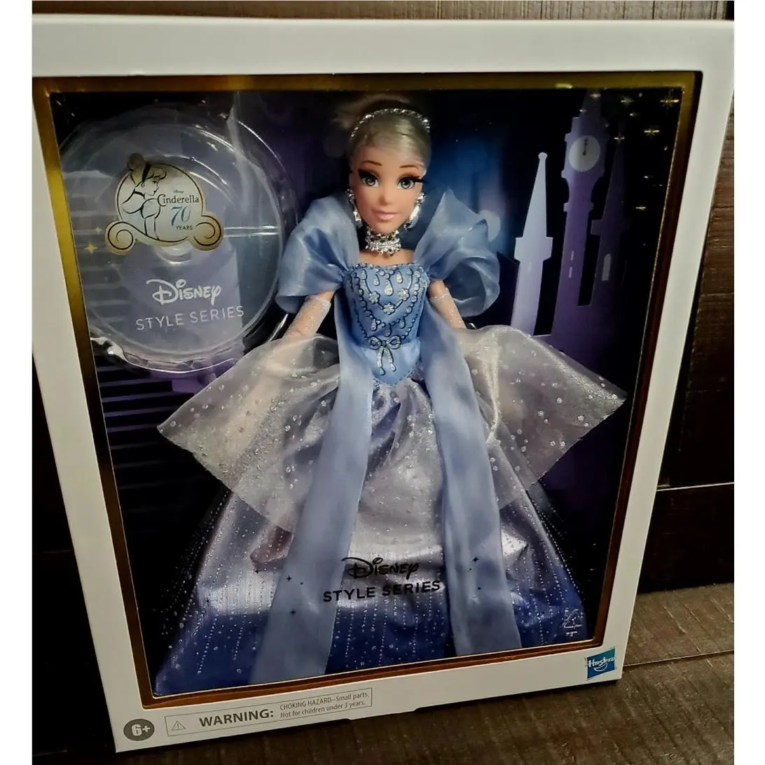 Disney Princess Cinderella 70th Anniversary Style Series Holiday Edition