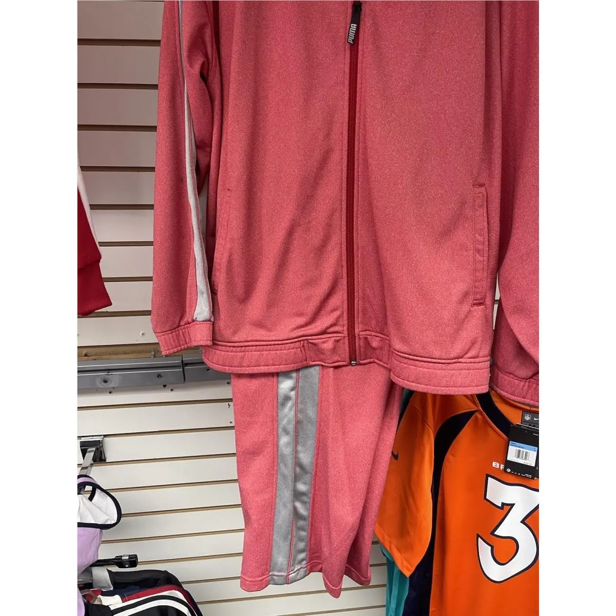 Puma clothing - Red 2