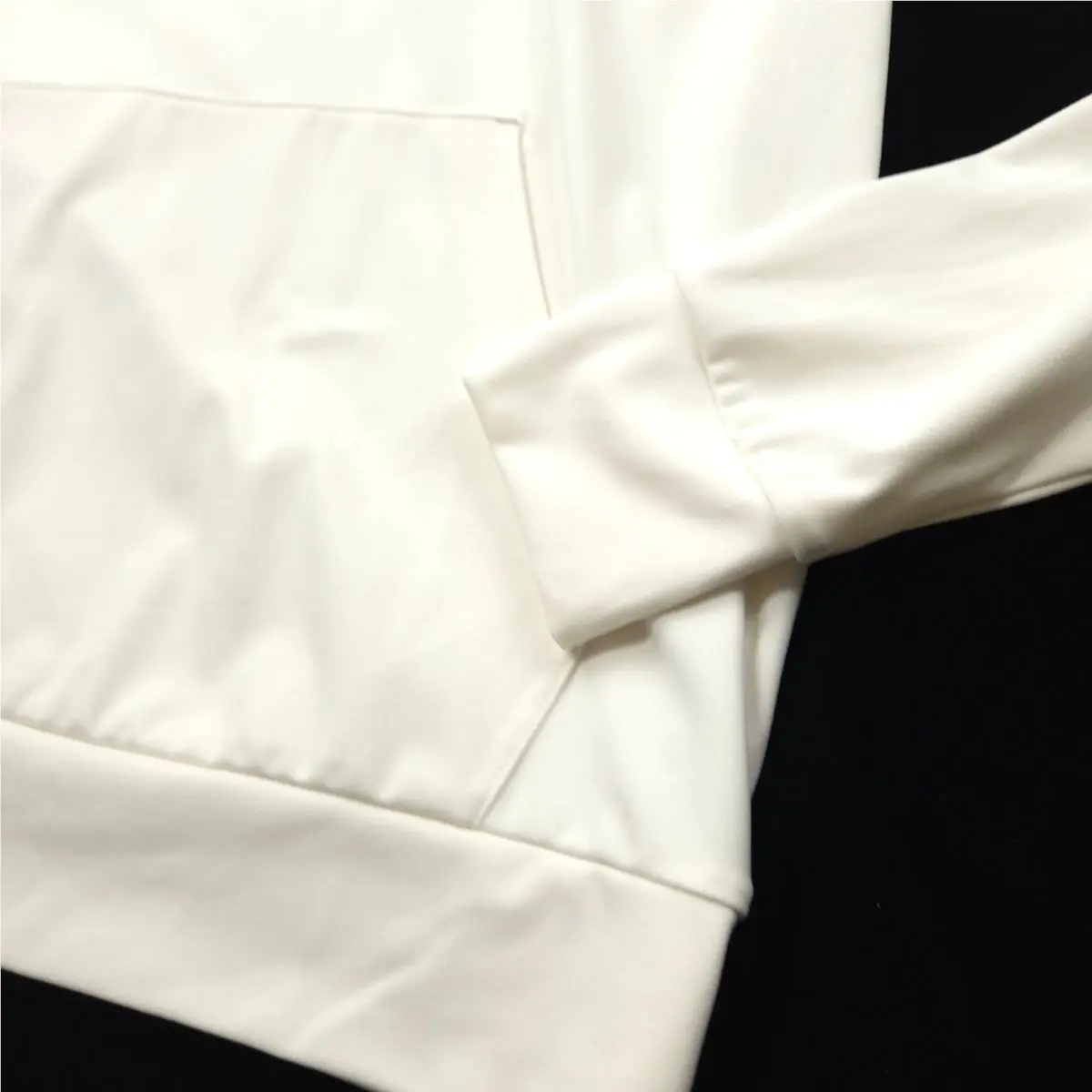 Puma clothing - 63548601 - 635486 01 - Ivory 3