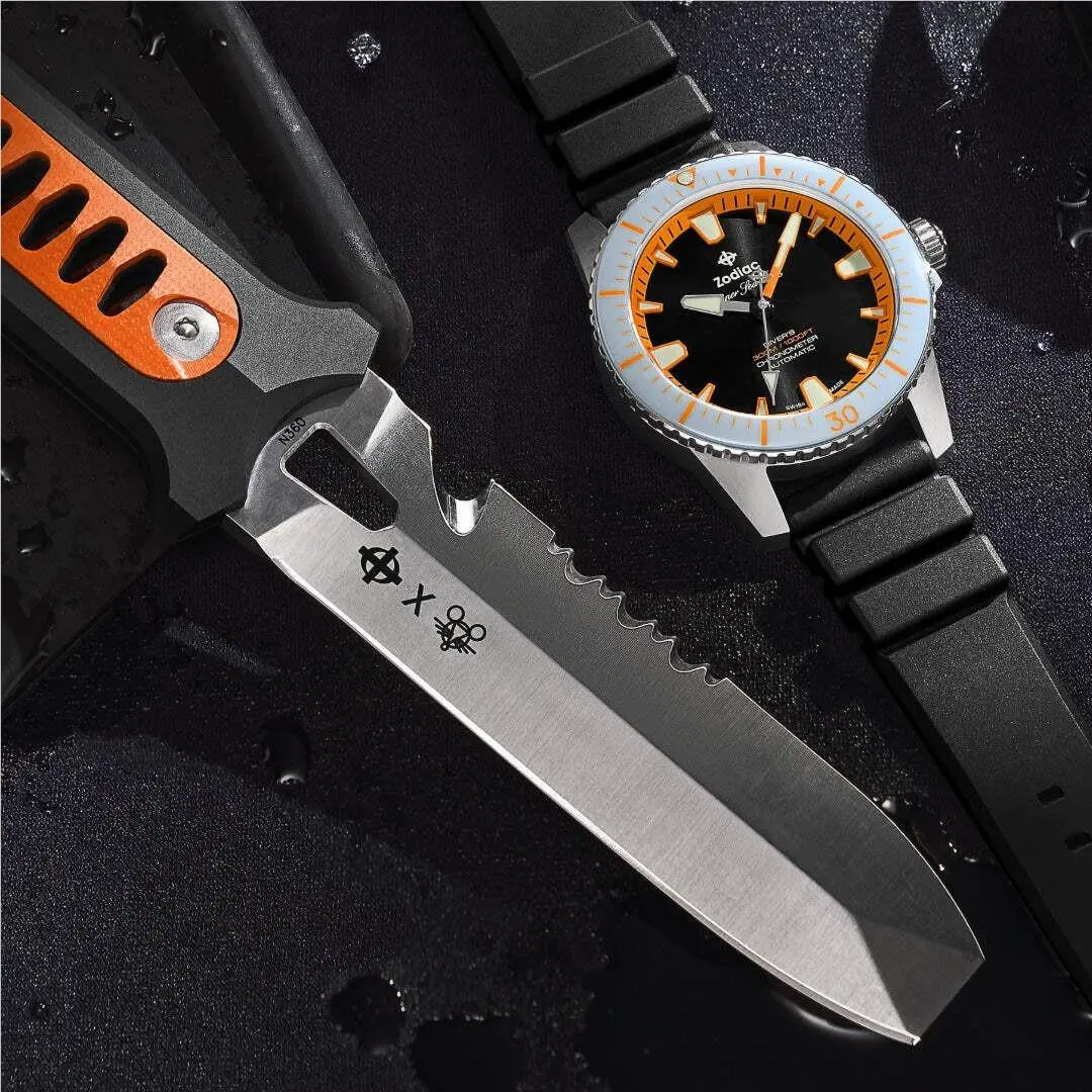 Giant Mouse X Zodiac Collab Knife Watch Box Combo