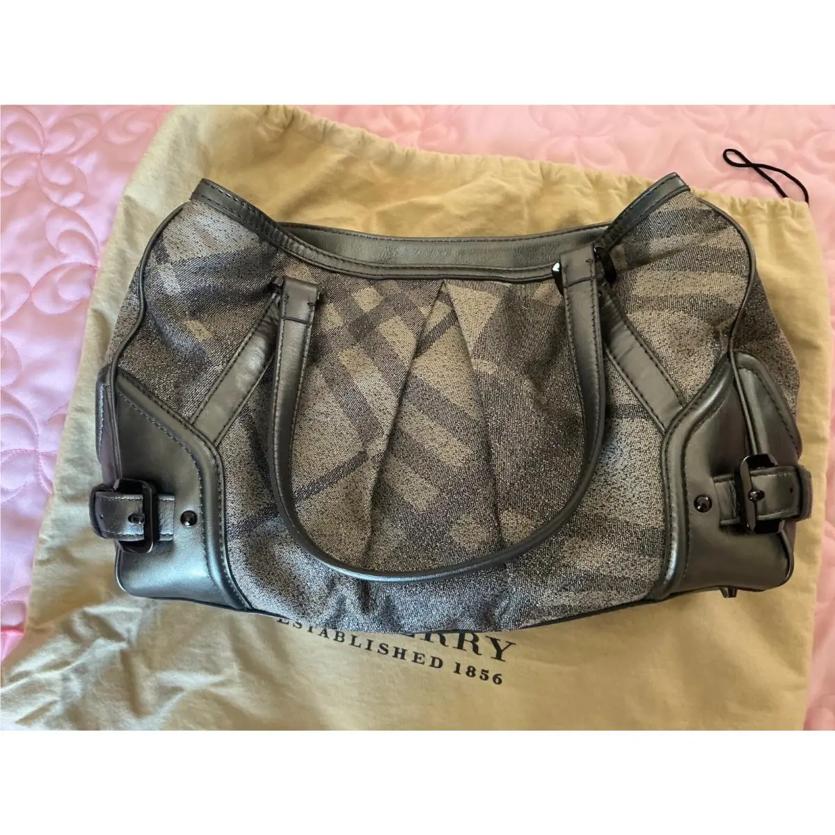 Burberry Shimmer Check Degrand MD Faldon Medum Landscape Tote