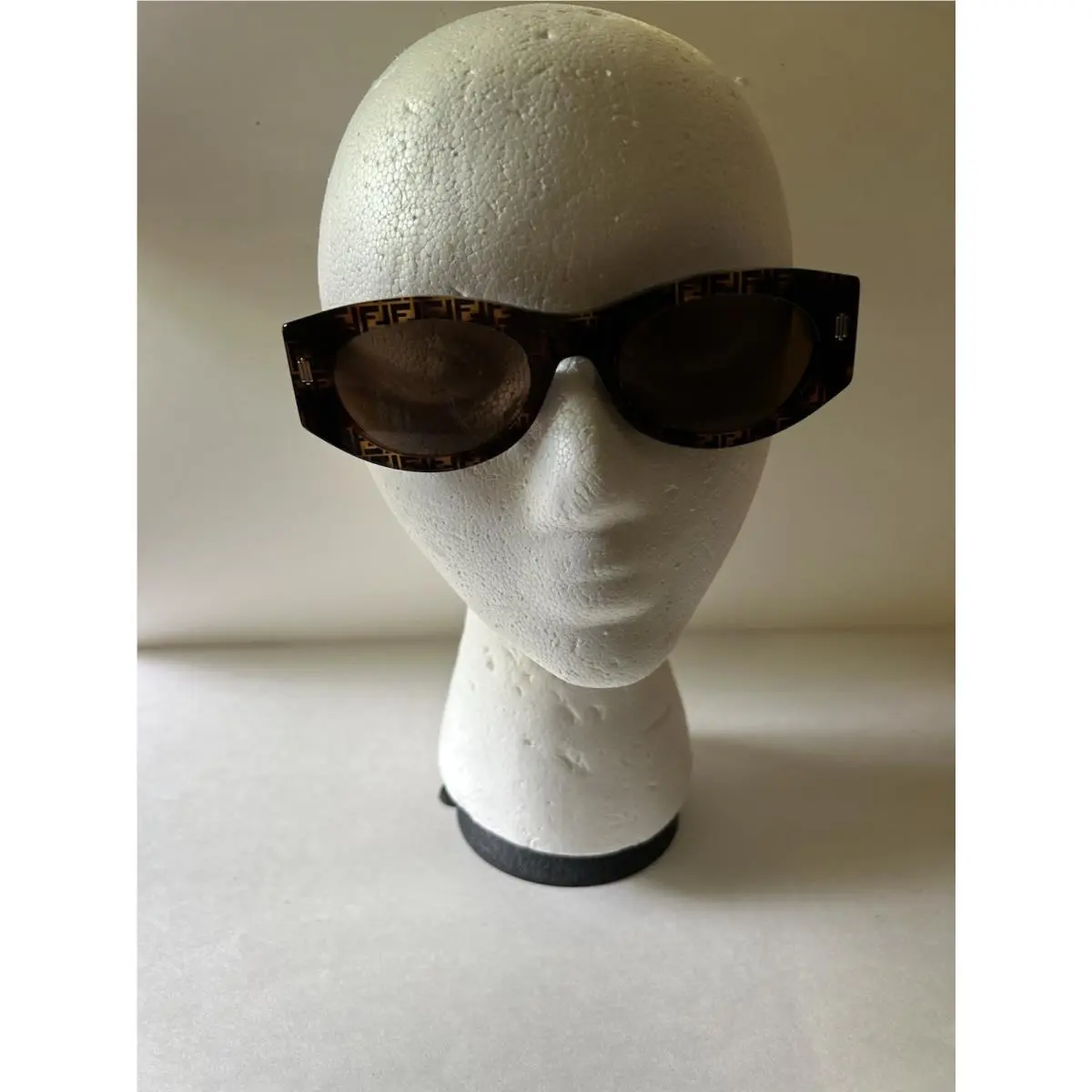 Fendi Sunglasses FE401251 Logo Brown Havana 52-21-145 Italy